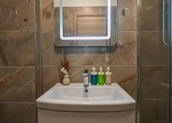 Sophie N Pool * Năvodari